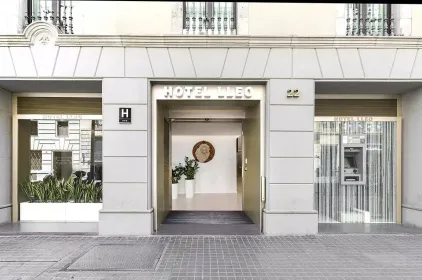 Hotel Lleo