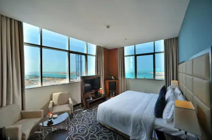 Ramada Abu Dhabi Corniche