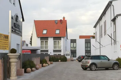 Naam Hotel & Apartment Frankfurt City-Messe Airport