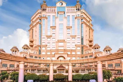 Swissotel Al Murooj Dubai