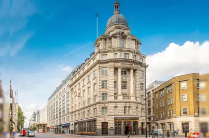 Travelodge London Central City Road