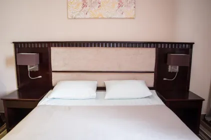 Guru Hotel