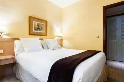 Espahotel Plaza Basilica