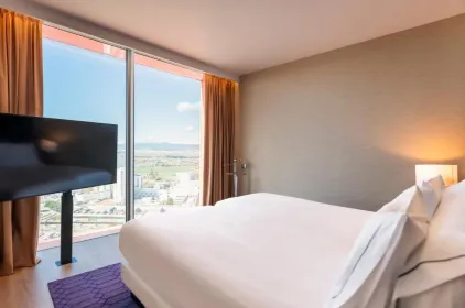 Hyatt Regency Barcelona Tower