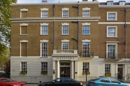 Alexandra Hotel