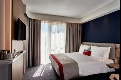 Holiday Inn Express Amsterdam - City Hall, an IHG Hotel