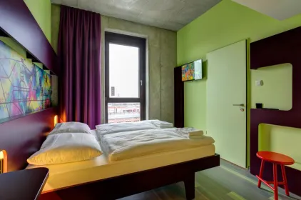 MEININGER Hotel Berlin East Side Gallery
