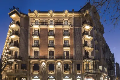 Monument Hotel