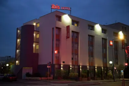 ibis Lyon Gerland Merieux