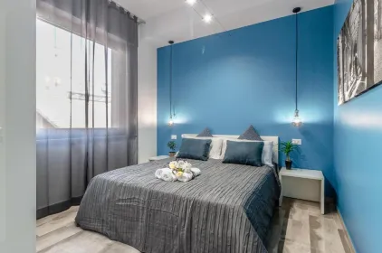 Ugo Bassi Apartments