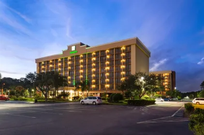 Holiday Inn & Suites Orlando SW - Celebration Area, an IHG Hotel
