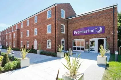 Premier Inn Farnham Hotel
