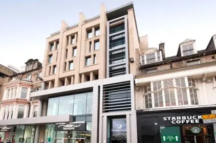 PREMIER INN EDINBURGH (PRINCES STREET)