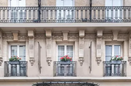 Hôtel Le Marquis by Inwood Hotels