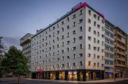 Moxy Lisbon City
