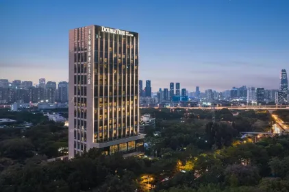 DoubleTree By Hilton Shenzhen Nanshan Hotel & Residences
