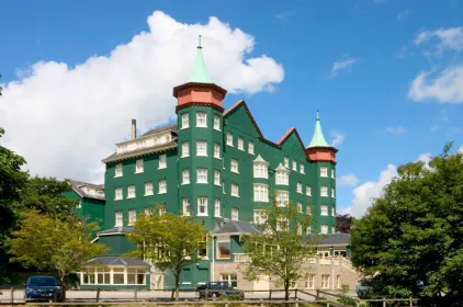 Metropole Hotel and Spa