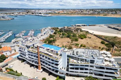 Jupiter Marina Hotel - Couples & Spa