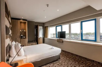 XO Hotels Blue Tower
