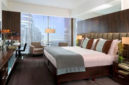 Bonnington Jumeirah Lakes Towers