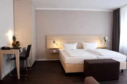 Manhattan Hotel