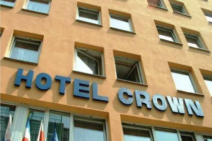 Crown Hotel