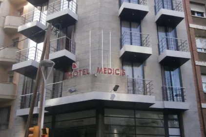 Hotel Medicis