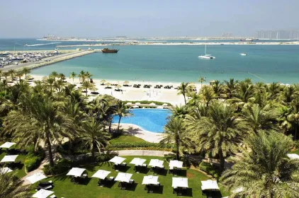 Le Meridien Mina Seyahi Beach Resort & Marina