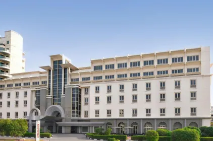 Movenpick Hotel & Apartments Bur Dubai