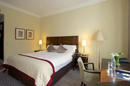 London Bridge Hotel