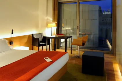 Hotel Omm