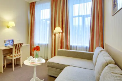 Bristol Hotel