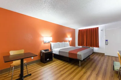 Motel 6 Houston NRG Park